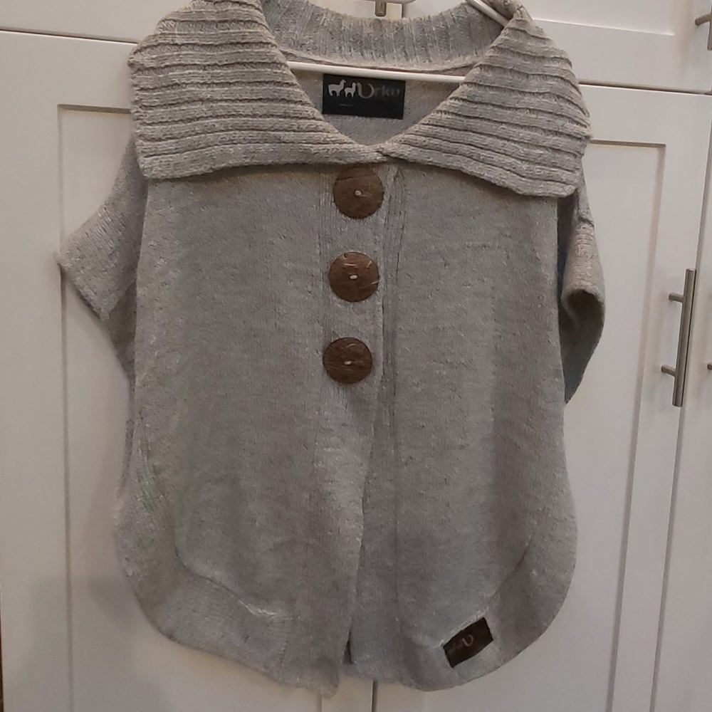 Urku knit sweater vest